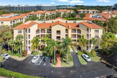 Lake Condo For Sale in Juno Beach, Florida