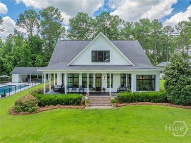 Some homes are beautiful. Others make you wonder why you'd ever - photo 2