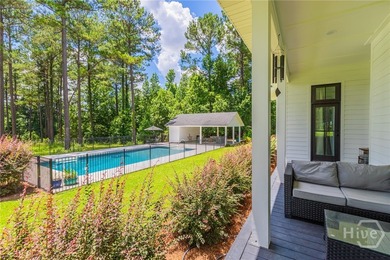 Some homes are beautiful. Others make you wonder why you'd ever - photo 3