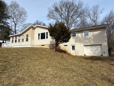 This is a foreclosure auction. Min. Bid $220,000. Bidding opens