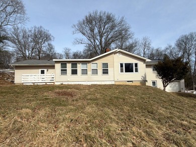 This is a foreclosure auction. Min. Bid $220,000. Bidding opens