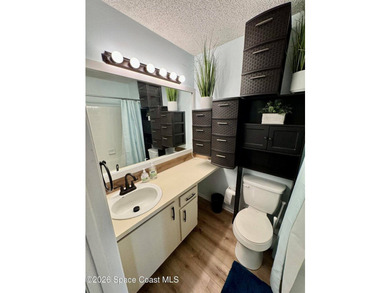 A perfect place with LOW HOA fees in the highly sought after - photo 21