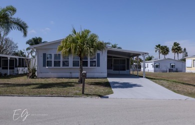 St. Lucie River Home For Sale in Port Saint Lucie Florida
