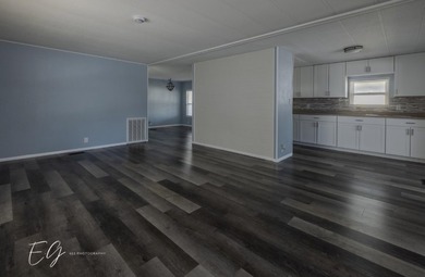 Additional listing photo 4
