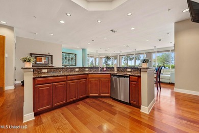Luxury condo with panoramic views of the Mississippi Gulf Coast - photo 16