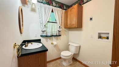 WATERFRONT RETREAT ON ALL SPORTS NORTH LAKE...Experience the - photo 23