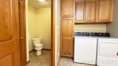 WATERFRONT RETREAT ON ALL SPORTS NORTH LAKE...Experience the - photo 29