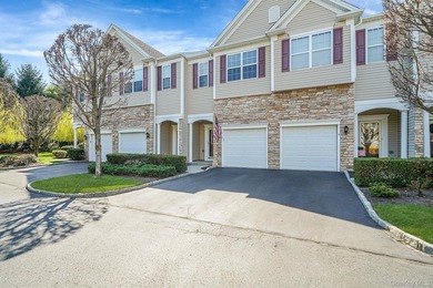 Well-appointed Brightwaters Model 2 story townhouse located in - photo 33