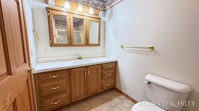 WATERFRONT RETREAT ON ALL SPORTS NORTH LAKE...Experience the - photo 34