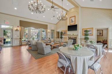 Well-appointed Brightwaters Model 2 story townhouse located in - photo 39