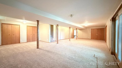 WATERFRONT RETREAT ON ALL SPORTS NORTH LAKE...Experience the - photo 43