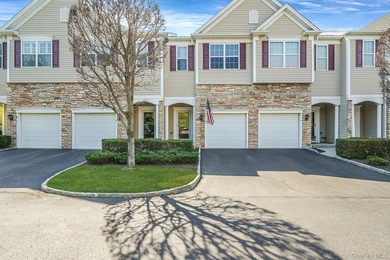 Well-appointed Brightwaters Model 2 story townhouse located in - photo 44