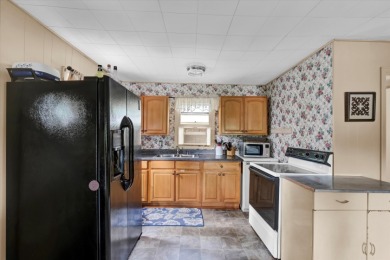 Lake View and Neighborhood Boat Ramp-AFFORDABLE PRICE, TOO! - photo 10