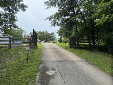 Lake View and Neighborhood Boat Ramp-AFFORDABLE PRICE, TOO! - photo 26