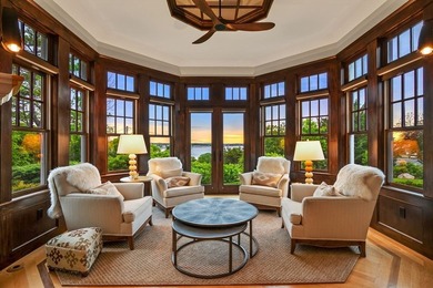Perched above Ipswich Bay on a gentle rise in coveted Norwood - photo 15