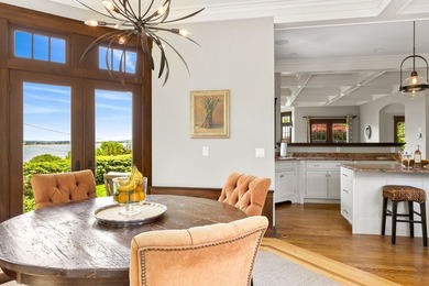 Perched above Ipswich Bay on a gentle rise in coveted Norwood - photo 17