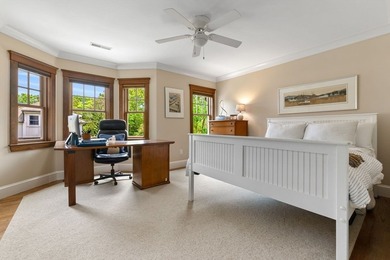 Perched above Ipswich Bay on a gentle rise in coveted Norwood - photo 28