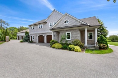 Perched above Ipswich Bay on a gentle rise in coveted Norwood - photo 41