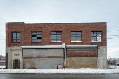Versatile commercial/storage property offering approx. 16,816 SF - photo 1