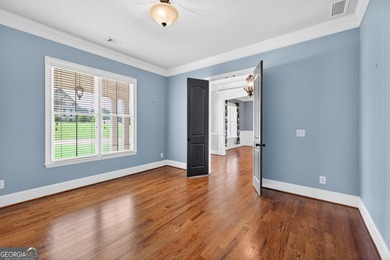 Welcome to your own private resort in the highly sought-after - photo 17