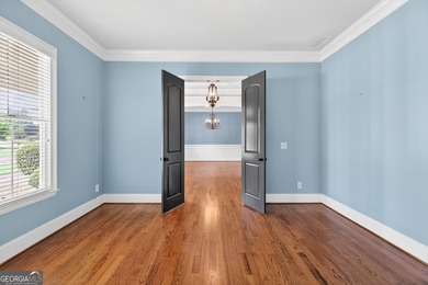 Welcome to your own private resort in the highly sought-after - photo 18