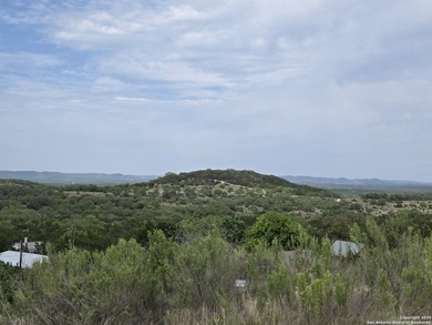 Come see this Texas Hill Country retreat in a neighborhood with - photo 4