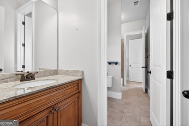 Welcome to your own private resort in the highly sought-after - photo 39