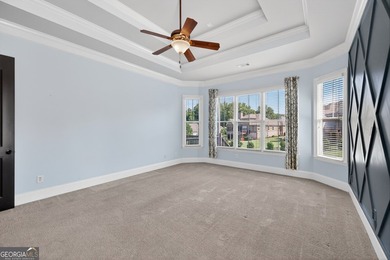 Welcome to your own private resort in the highly sought-after - photo 42