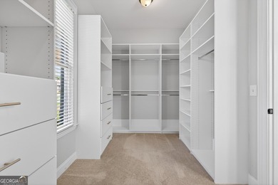 Welcome to your own private resort in the highly sought-after - photo 49