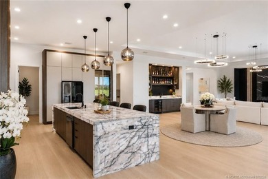 2025 built & elevated in every detail, this Zara model at Astor - photo 14
