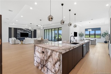 2025 built & elevated in every detail, this Zara model at Astor - photo 15