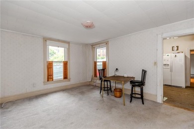 Opportunity knocks with this 2 bed *side by each* townhouse - photo 35