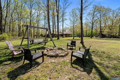 This fabulous 13 acre estate-fully stocked pond, amazing bluff - photo 40