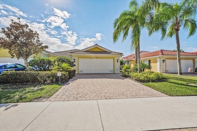 (private lake, pond, coastal) Home For Sale in Palm Beach Gardens Florida