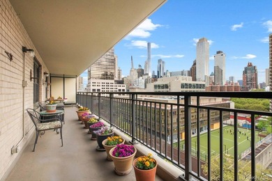 Welcome to Residence 11CD at 140 West End Avenue, a sprawling - photo 12