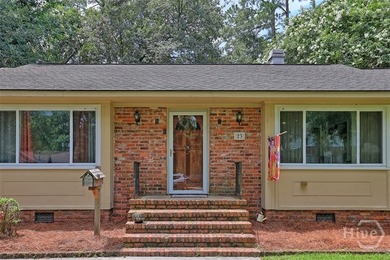 Charming 3-bedroom, 2-bath bungalow in a highly desirable - photo 4