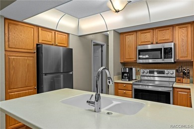 Spacious pool home on an oversized 0.55-acre corner lot in - photo 14