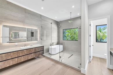 This 2024-built home blends modern luxury with timeless comfort - photo 15