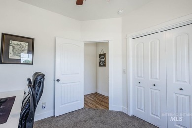 Spacious country living with room to grow. On shared well and - photo 26