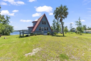 Deer Point Lake Home For Sale in Youngstown Florida