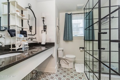 Wonderful Location and Wonderful Cottage! This beautifully - photo 33
