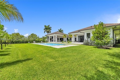 This 2024-built home blends modern luxury with timeless comfort - photo 36
