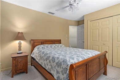 Spacious pool home on an oversized 0.55-acre corner lot in - photo 38