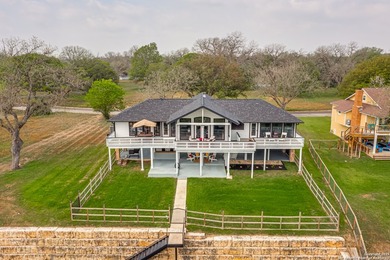 Completely reimagined waterfront retreat in the peaceful Glen - photo 3