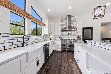 Completely reimagined waterfront retreat in the peaceful Glen - photo 10