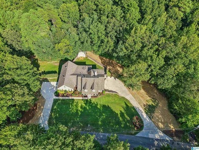 Exceptional custom-built luxury home with over 5,000 sq. ft. on - photo 4