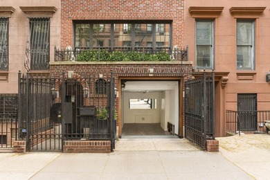 Now offered at $7,649,000, 506 East 87th Street presents a rare - photo 16