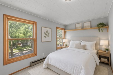 Charming Southwest full-dormer bungalow in the heart of - photo 13