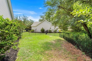 Tucked away on a peaceful cul-de-sac in The Arbors at Wedgefield - photo 33