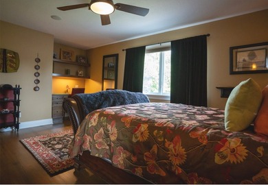 Overlooking Lake Erie in Harborcreek, this award winning, 12+ - photo 34